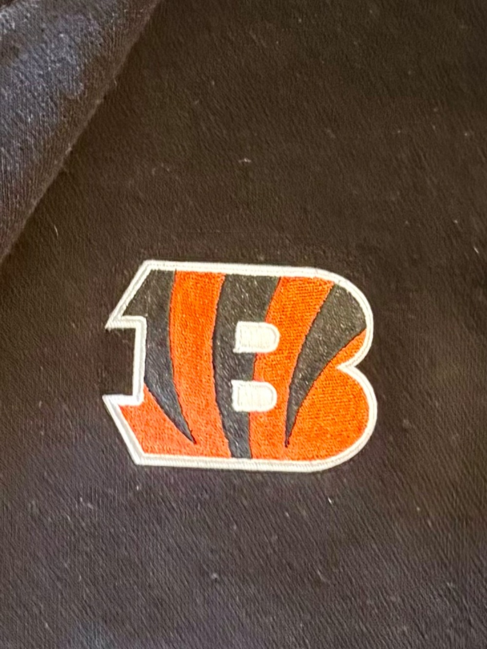 Antigua Men's Big & Tall Cincinnati Bengals Full-Zip Hoodie - Black - Size 3XL - Picture 3 of 3